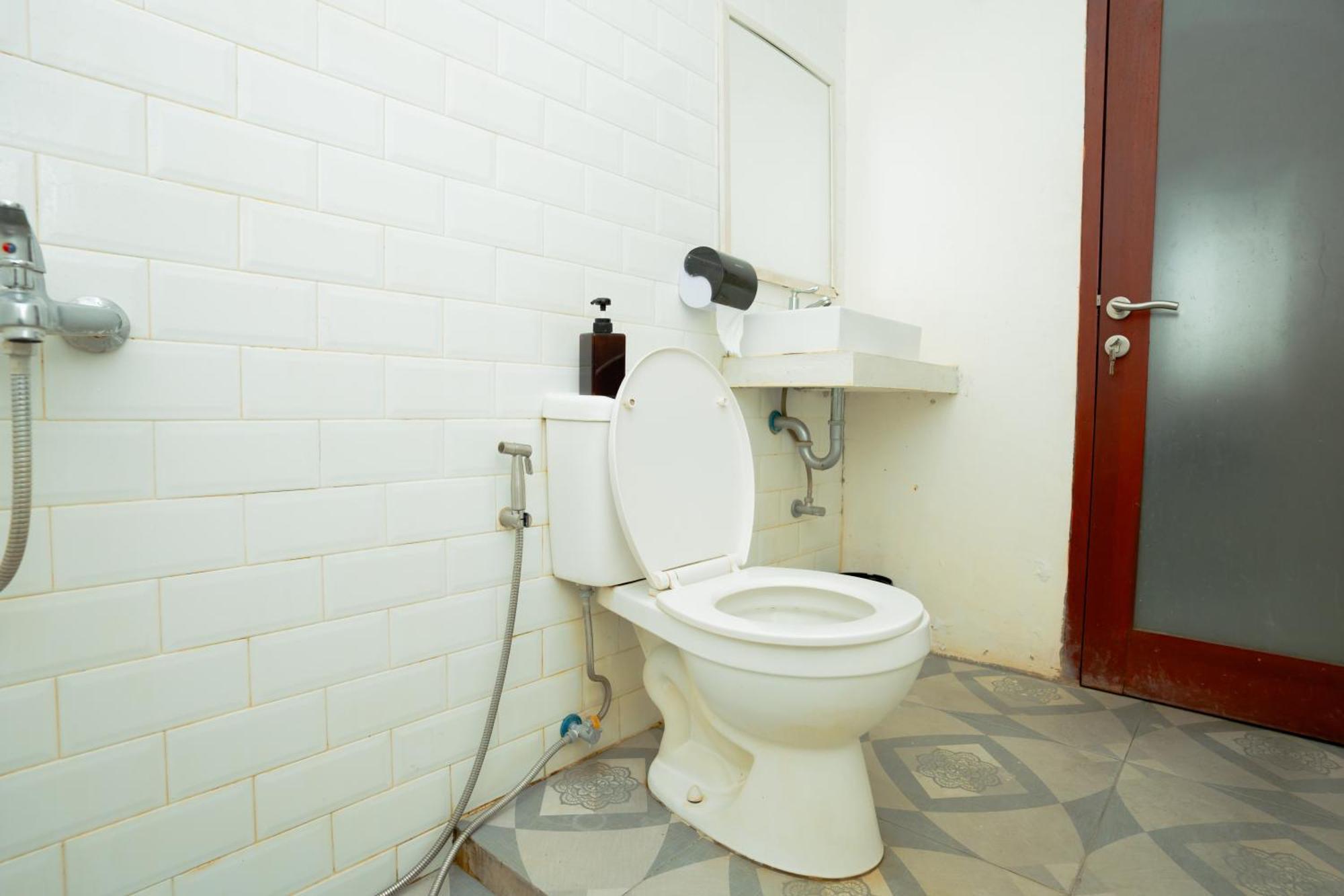 Reddoorz Syariah Near Lombok Epicentrum Mall Mataram Eksteriør bilde