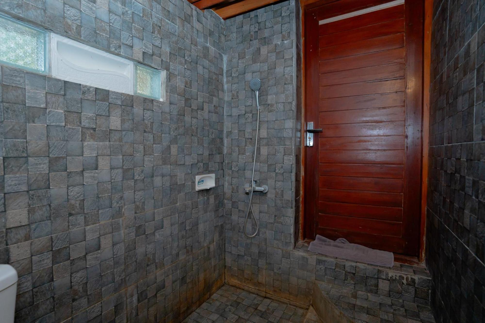 Reddoorz Syariah Near Lombok Epicentrum Mall Mataram Eksteriør bilde