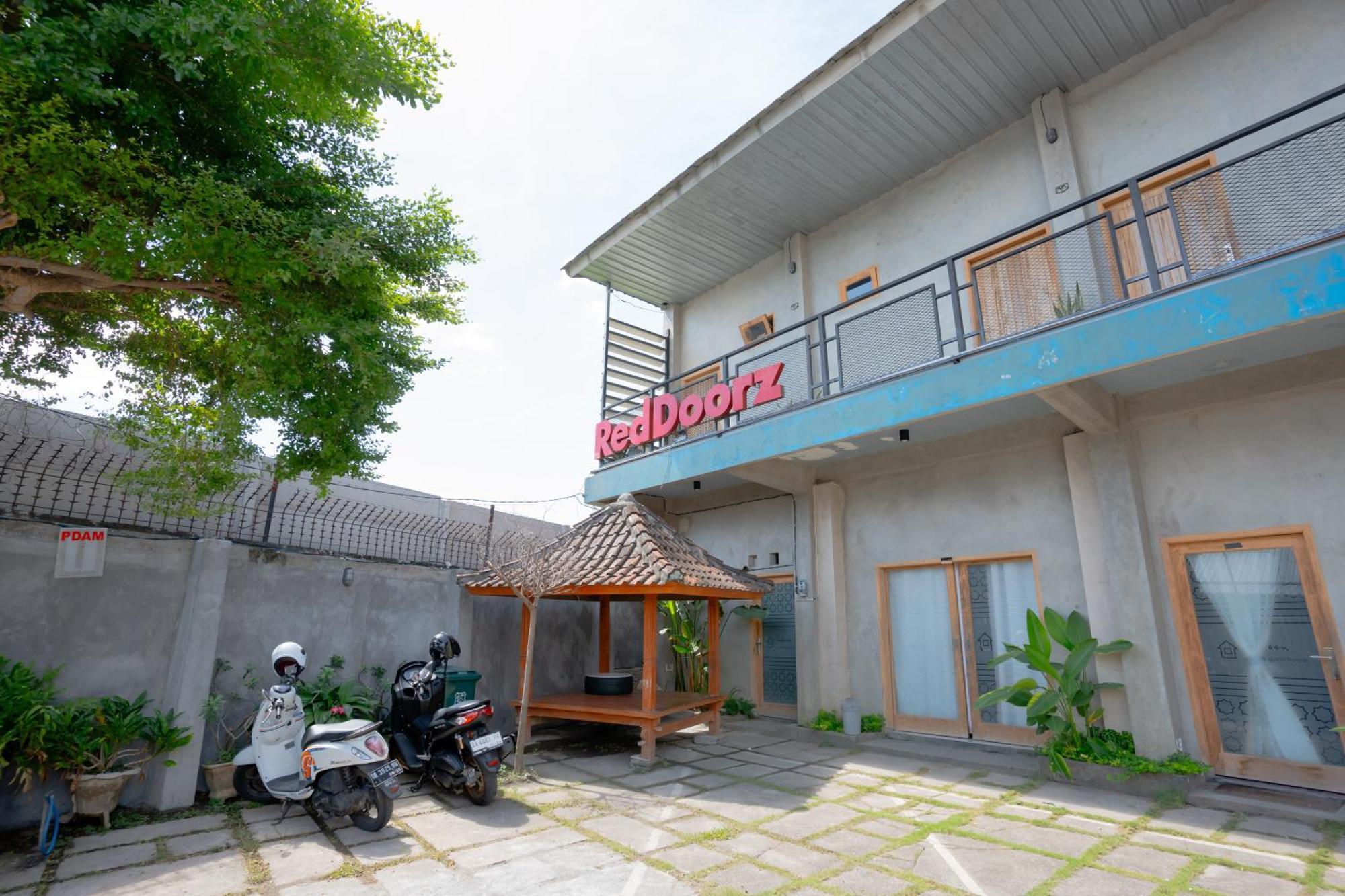 Reddoorz Syariah Near Lombok Epicentrum Mall Mataram Eksteriør bilde